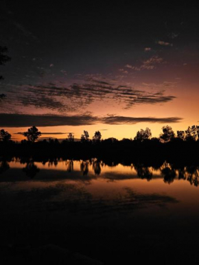 Sunset View River Guesthouse